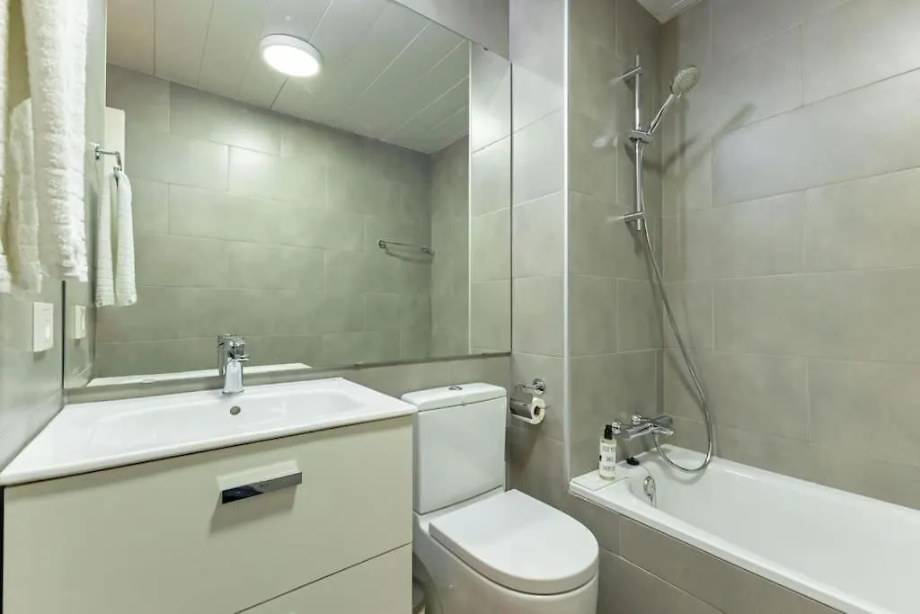 Angeles Deluxe Suite By Valcambre Seville Apartment