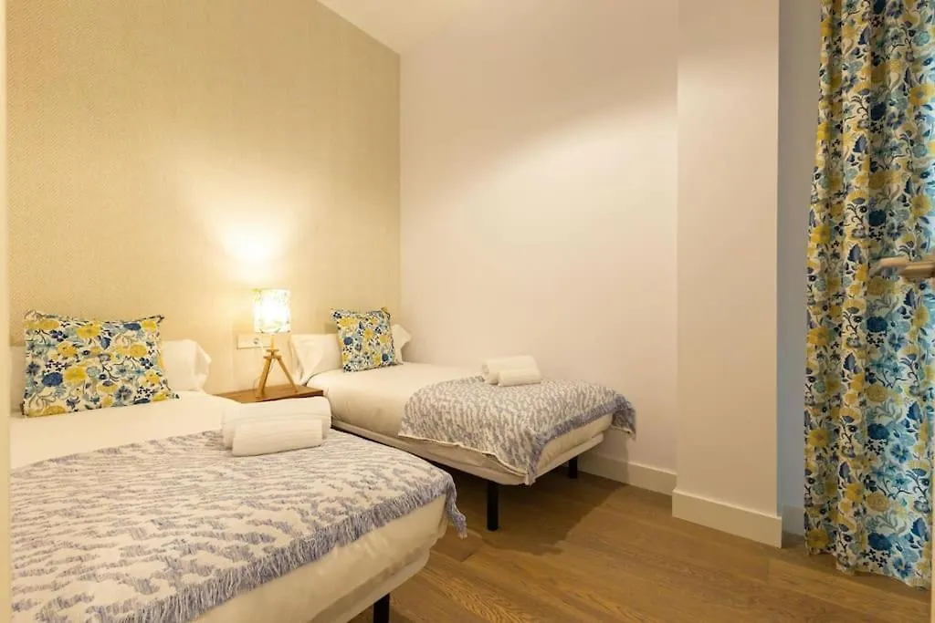 Apartment Angeles Deluxe Suite By Valcambre Seville Spain