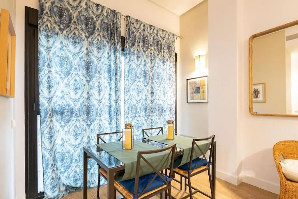 Apartment Angeles Deluxe Suite By Valcambre Seville