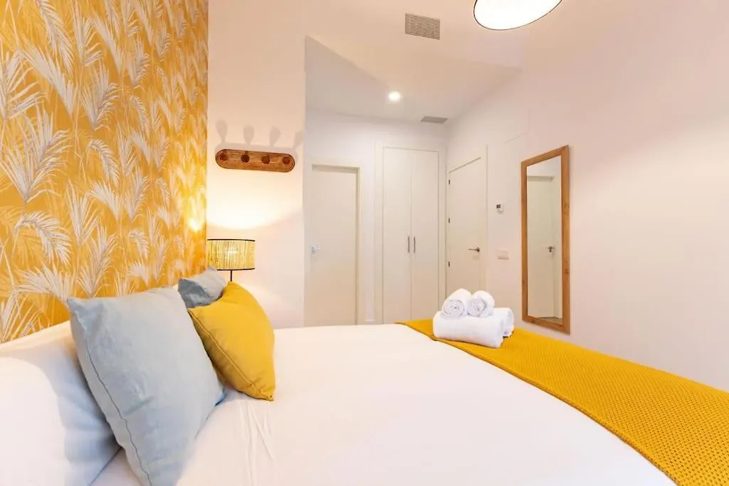 Angeles Deluxe Suite By Valcambre Seville 0*,