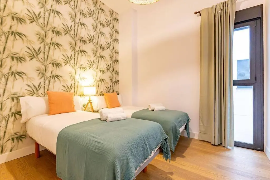 Angeles Deluxe Suite By Valcambre Seville
